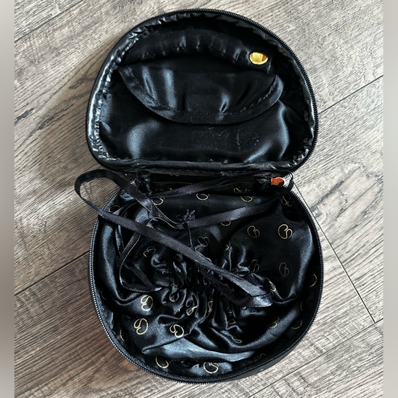 St John Makeup or Jewelry Case - Picture 2 of 5